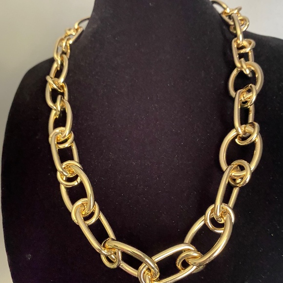 ELIZABETH & JAMES/Kohls Chunky Gold Tone Chain Necklace - Picture 3 of 10